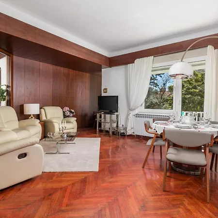 Sweet Retro Apartment