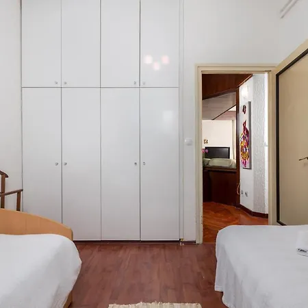 Sweet Retro Apartment